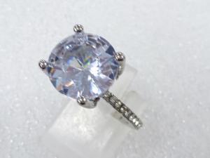 クリスタル　指輪(12号)